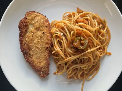 Schnitzel Bolognese